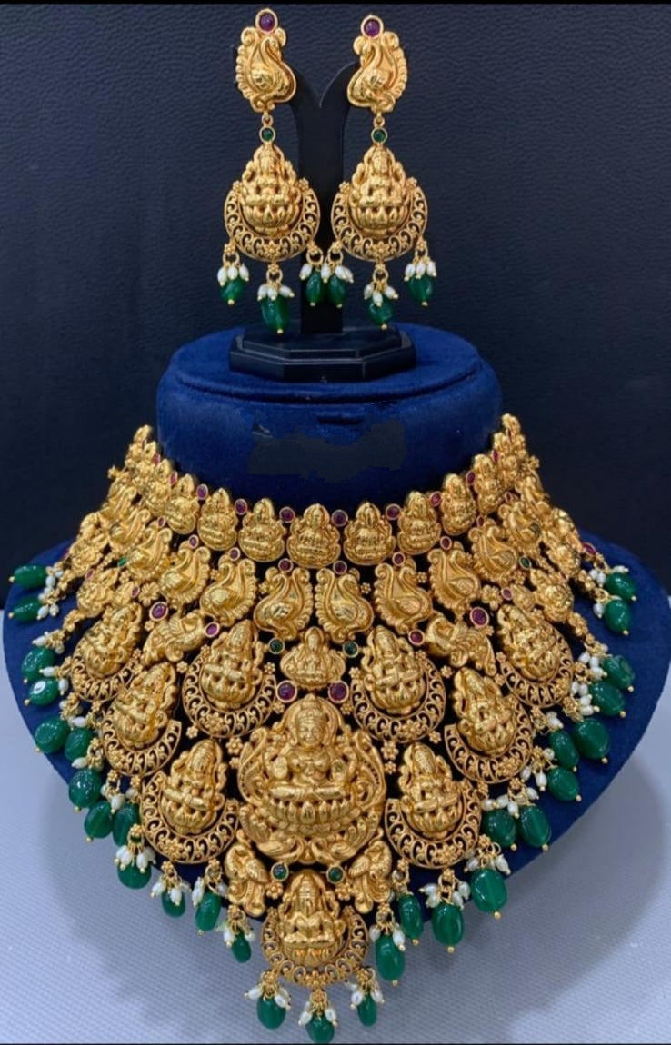 Nakshi Choker with Lakshmi Idol